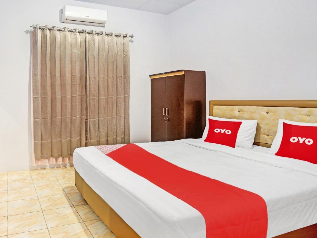 Oyo 90344 Wijayanti Ξενοδοχείο Banyuwangi  Εξωτερικό φωτογραφία